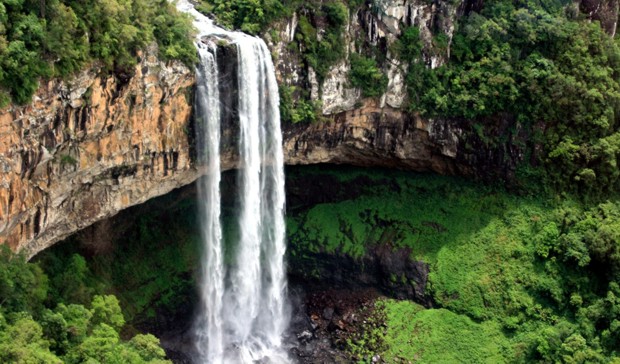 Foto Cachoeira do Caracol