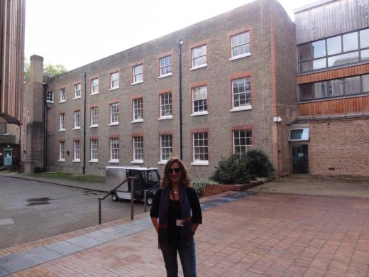 Regina Oliveira no Kew Garden, Londres Regina Oliveira no Kew Garden, Londres