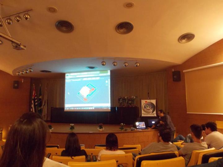 II Simpósio de Ecopaisagismo e Floricultura - UFSCAR II Simpósio de Ecopaisagismo e Floricultura - UFSCAR