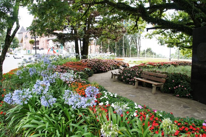 Revitalização Praça João Leopoldo Lied (Rótula das Bandeiras). Revitalização Praça João Leopoldo Lied (Rótula das Bandeiras).